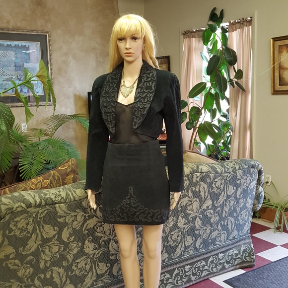 Vintage  Quality Suede Bolero and mini skirt set. Small. - Picture 2 of 8